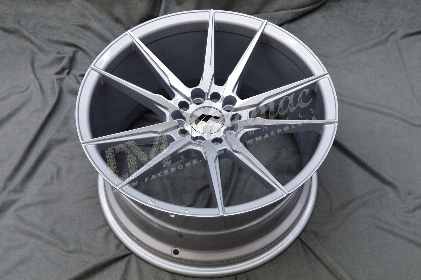 Japan Racing JR21 18" 9,5J ET20-ET40 BLANK Silver Machined Face - obrazek 5