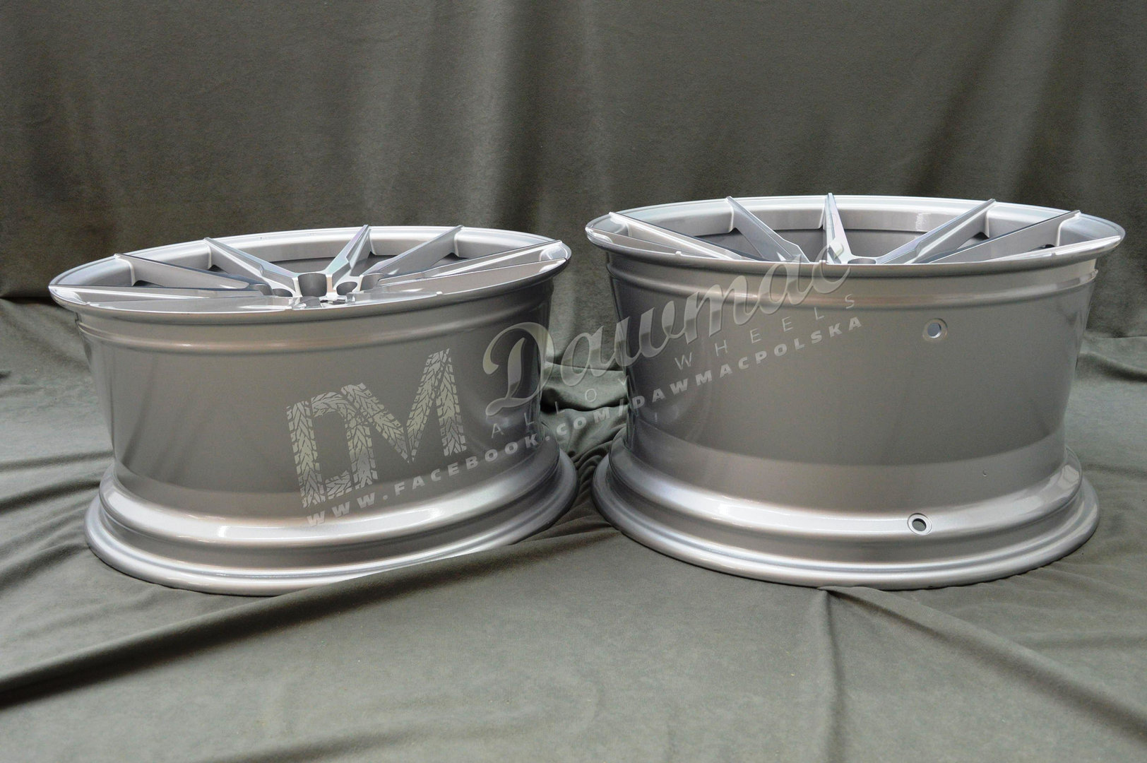 Japan Racing JR21 19" 10J ET20-ET51 BLANK Silver Machined Face - obrazek 8