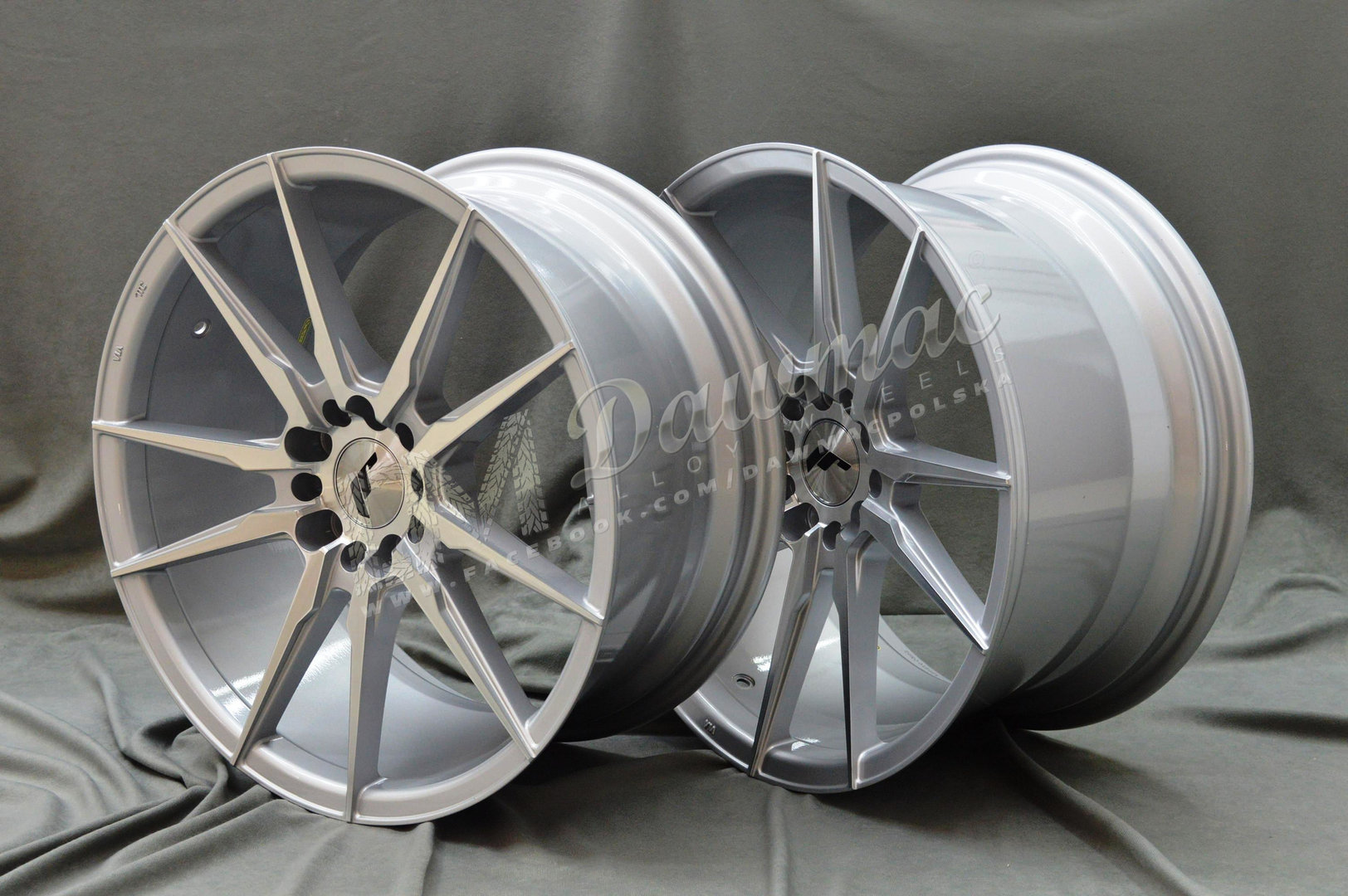 Japan Racing JR21 19" 8J ET20-ET40 + 9J ET20-ET40 BLANK Silver Machined Face - obrazek 4