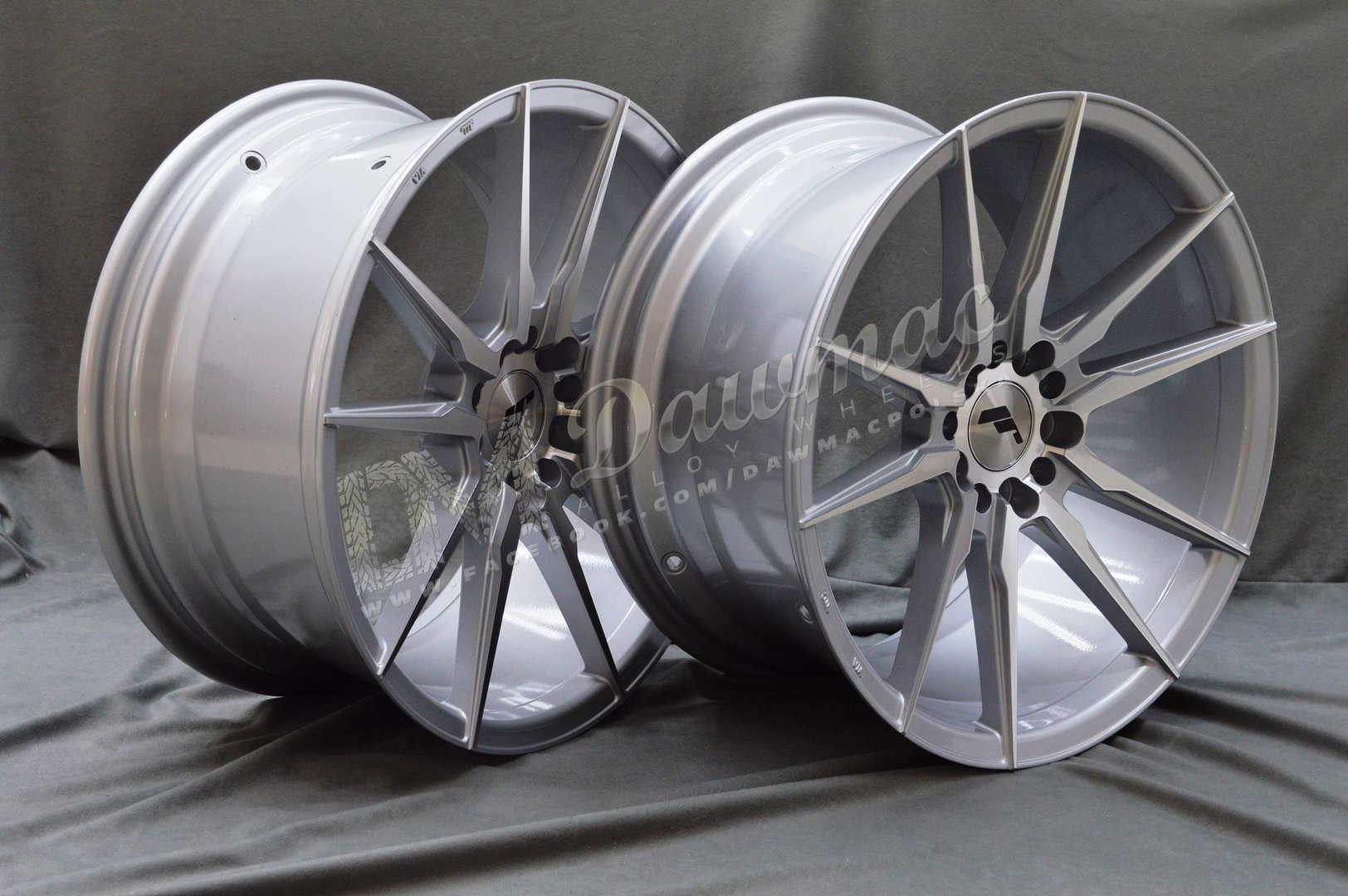 Japan Racing JR21 19" 8J ET20-ET40 + 9J ET20-ET40 BLANK Silver Machined Face - obrazek 5