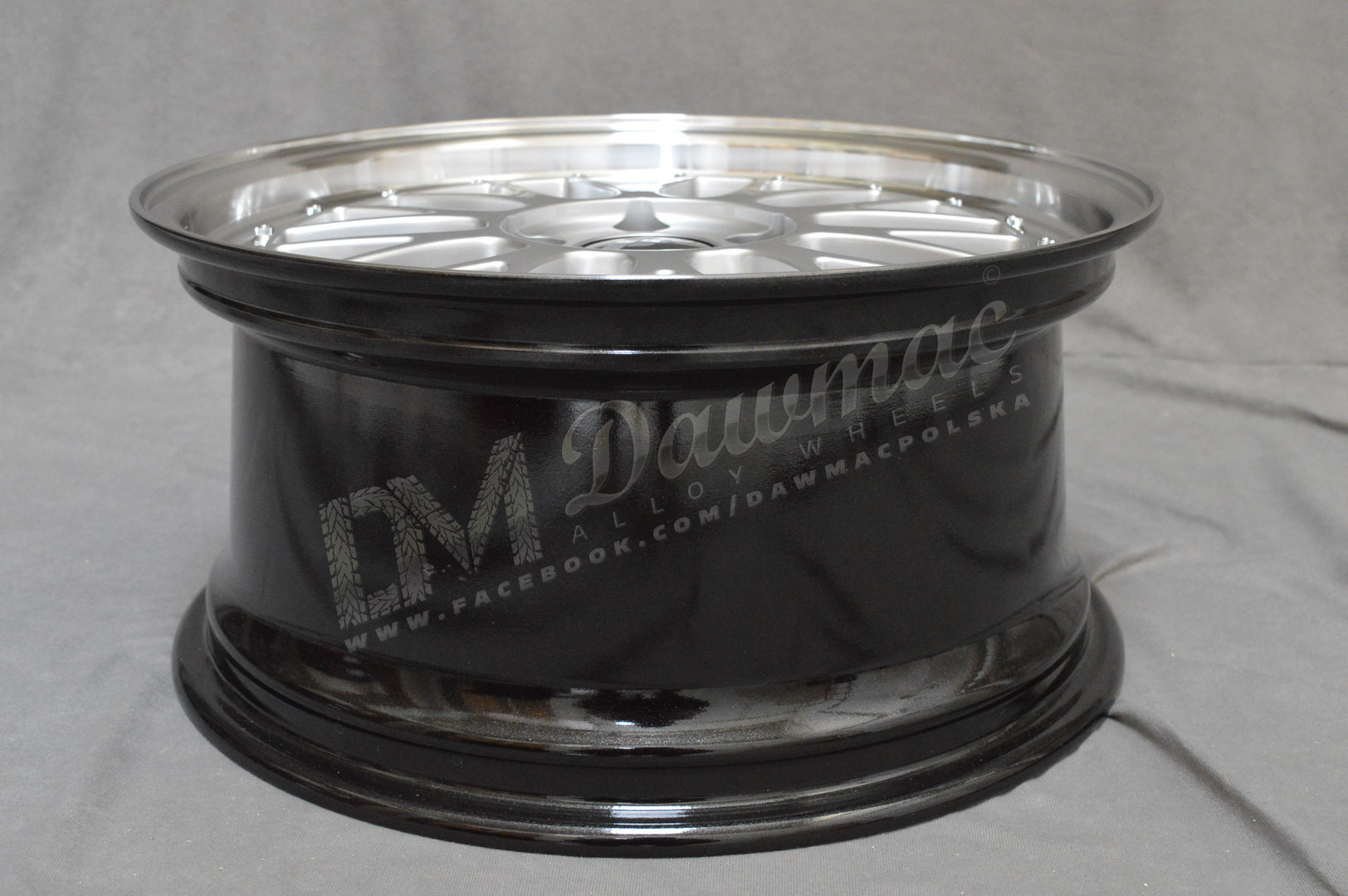 Japan Racing JR23 18" 8J ET35 5x100 Hyper Silver w/ Machined Lip - obrazek 7