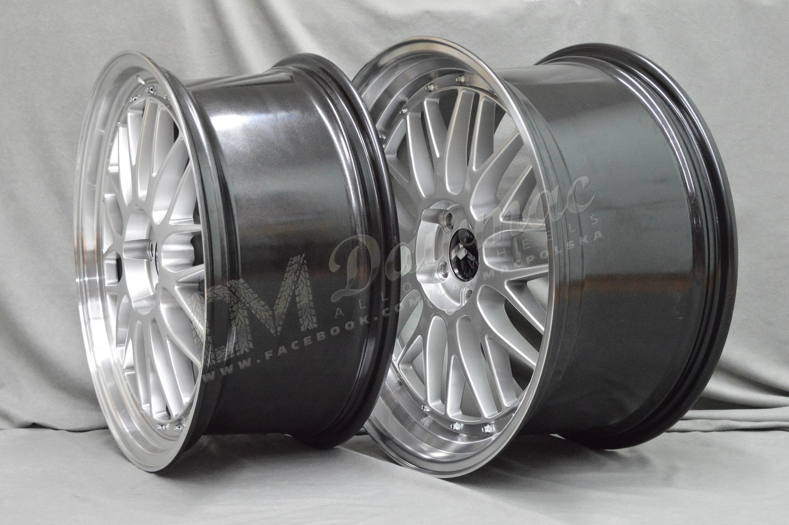 Japan Racing JR23 20" 8,5J ET20-ET45 BLANK Hyper Silver w/ Machined Lip - obrazek 4