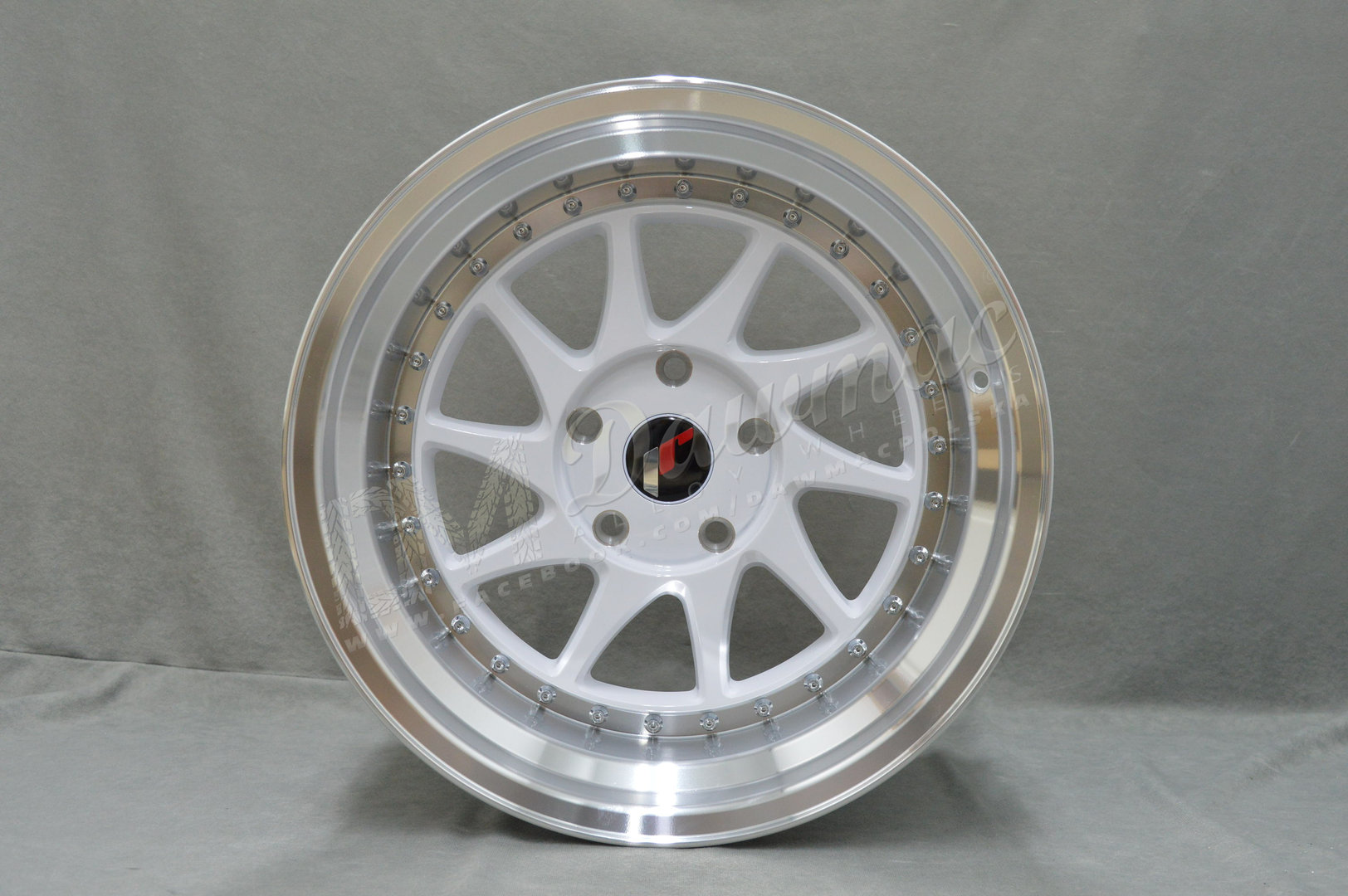 Japan Racing JR26 15" 8J ET25 4x100/4x108 White w/ Machined Lip - obrazek 2