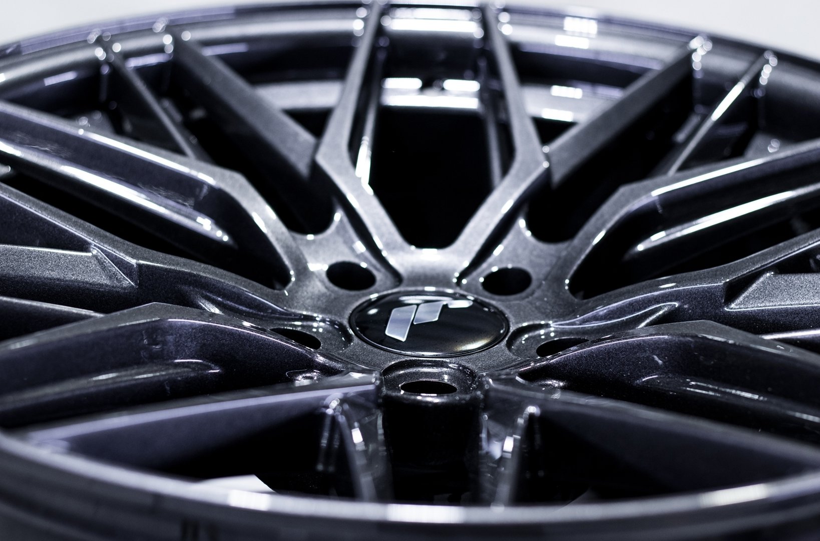 Japan Racing JR28 18" 7,5J ET20-40 + 8,5J ET20-40 5x100-5x120 BLANK Custom Finish - obrazek 5