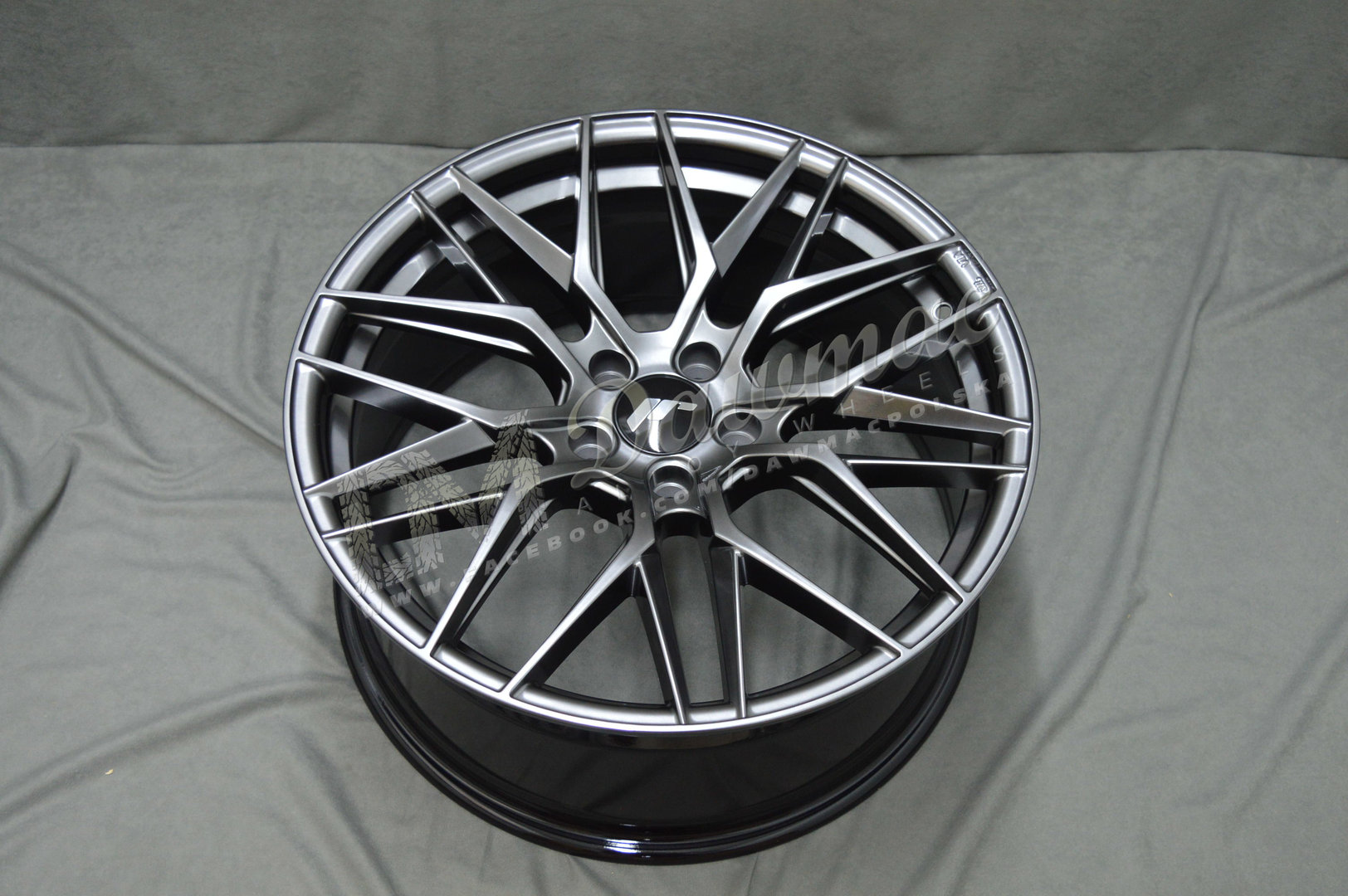 Japan Racing JR28 18" 7,5J ET20-40 + 8,5J ET20-40 5x100-5x120 BLANK Hyper Black - obrazek 5