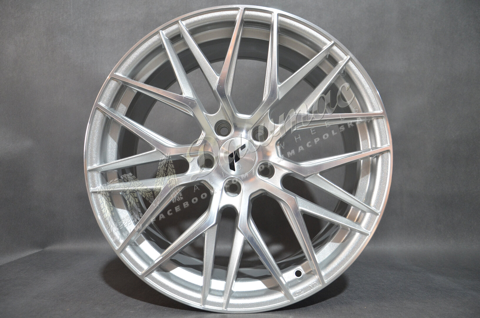 Japan Racing JR28 19" 8,5J ET40 5x112 Silver Machined Face - obrazek 2