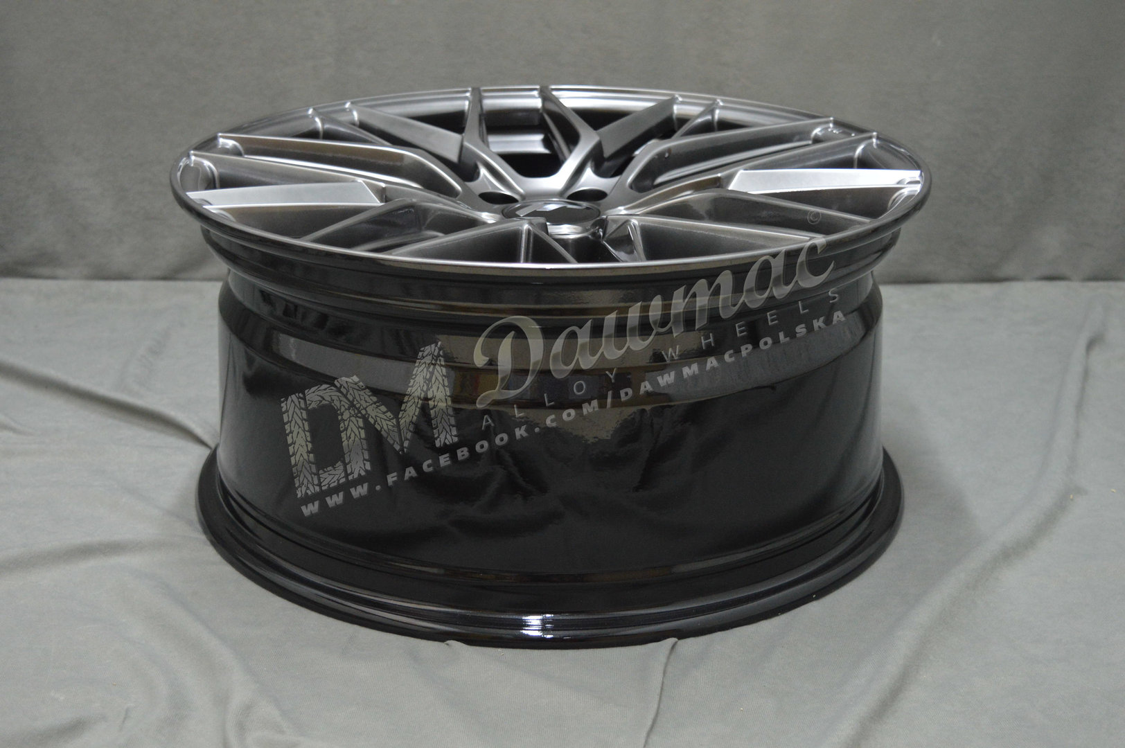 Japan Racing JR28 19" 9,5J ET20-40 5x100-5x120 BLANK Hyper Black - obrazek 7