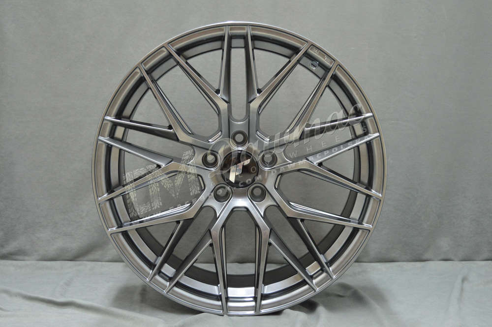 Japan Racing JR28 20" 8,5J ET20-40 + 10J ET20-40 5x100-5x120 BLANK Hyper Black