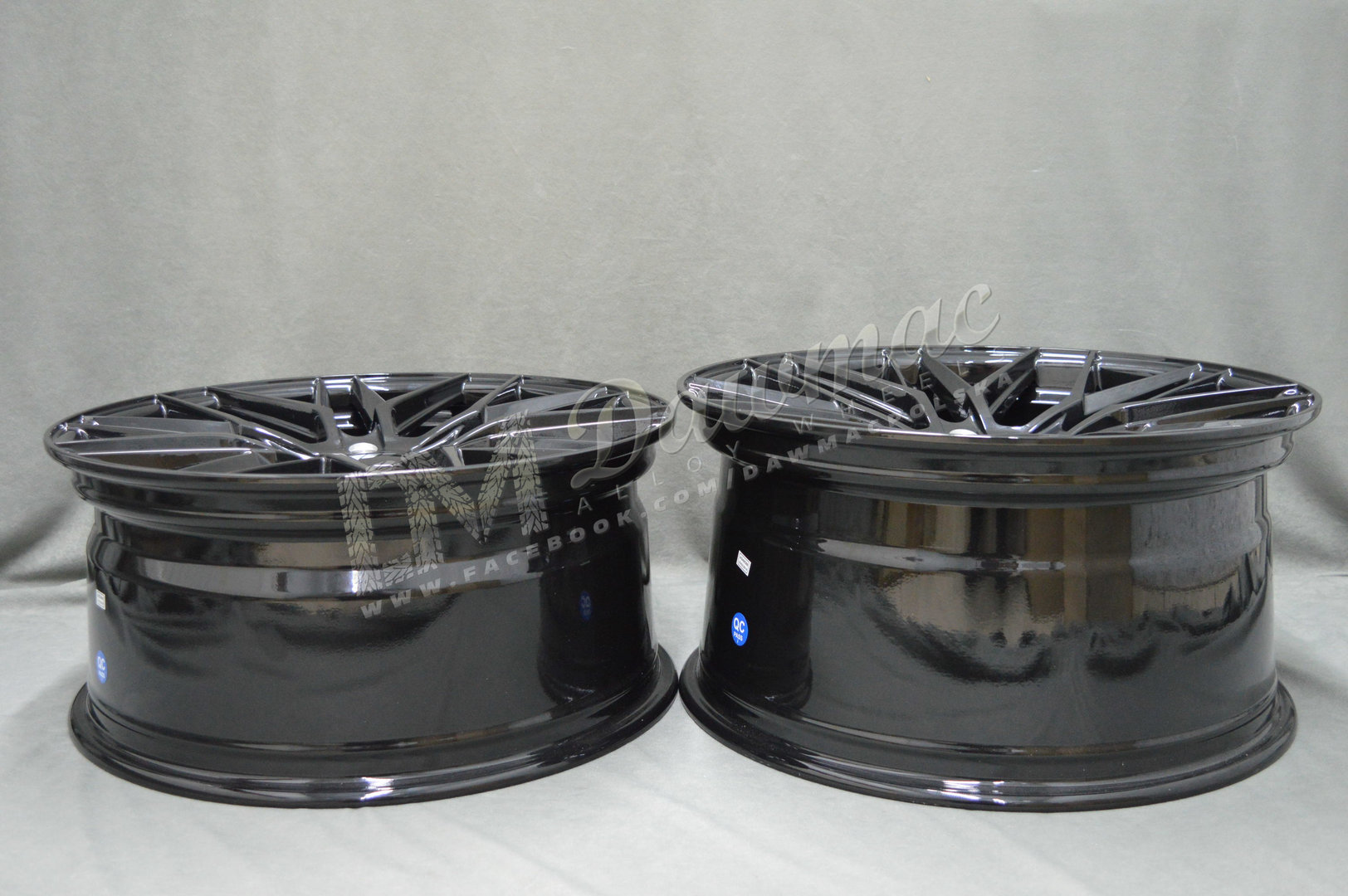 Japan Racing JR28 20" 8,5J ET20-40 5x100-5x130 BLANK Glossy Black - obrazek 8