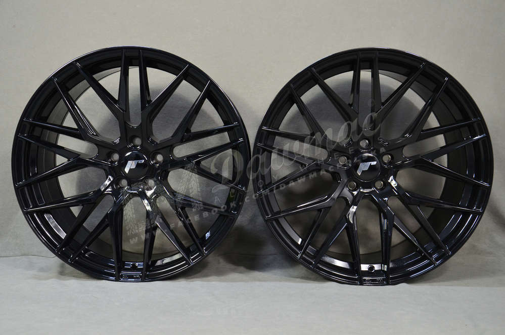 Japan Racing JR28 20" 8,5J ET40 + 10J ET40 5x112 Gloss Black