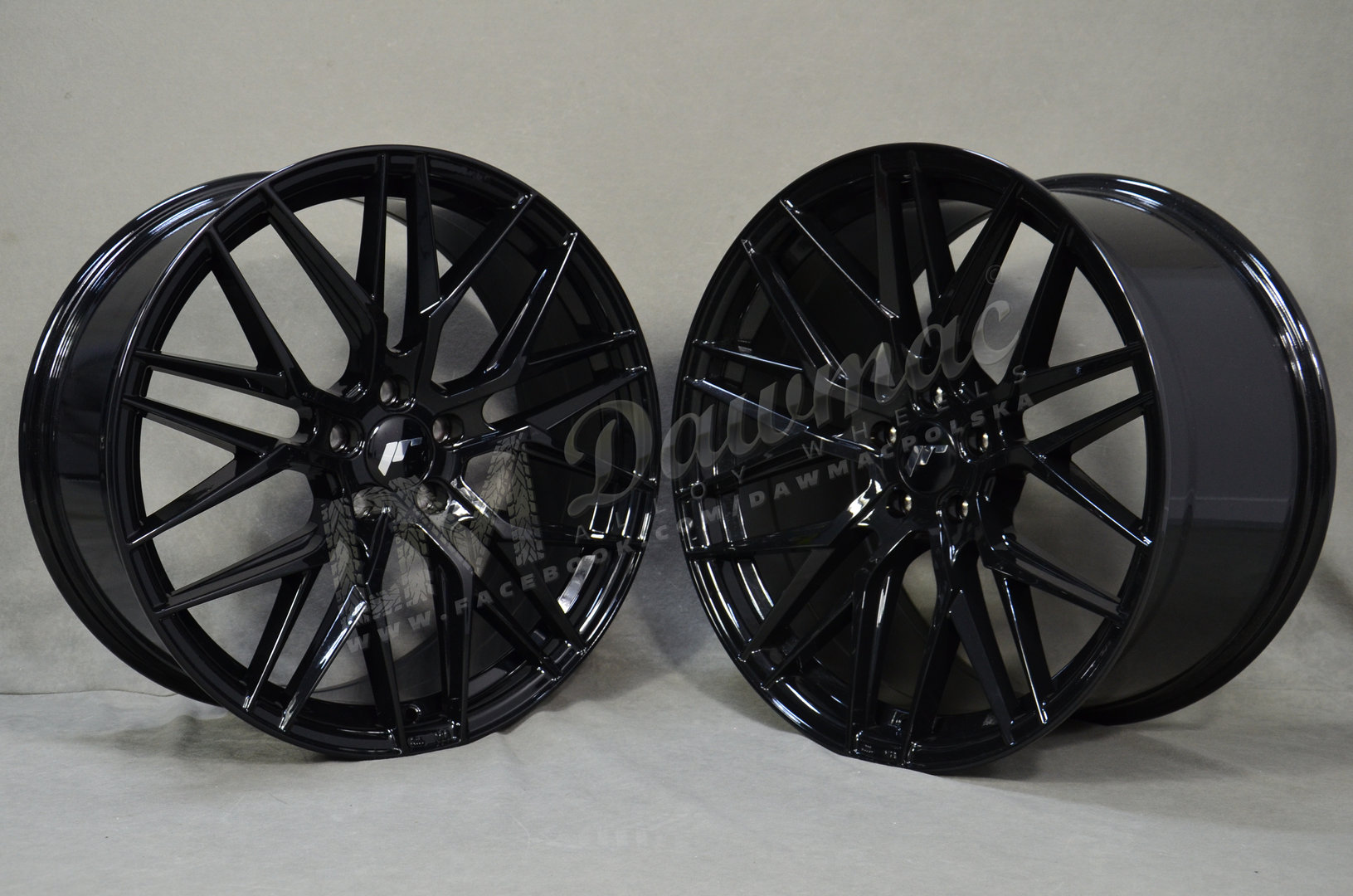 Japan Racing JR28 20" 8,5J ET40 + 10J ET40 5x112 Gloss Black - obrazek 3