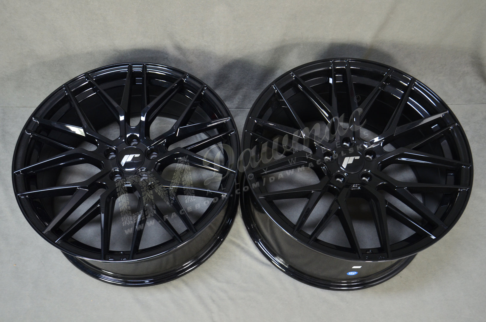 Japan Racing JR28 20" 8,5J ET40 + 10J ET40 5x112 Gloss Black - obrazek 6