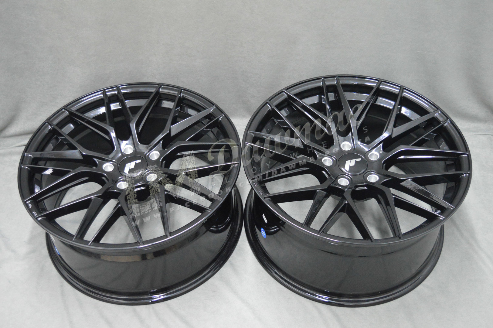 Japan Racing JR28 21" 9J ET15-45 5x108-5x130 BLANK Glossy Black - obrazek 6