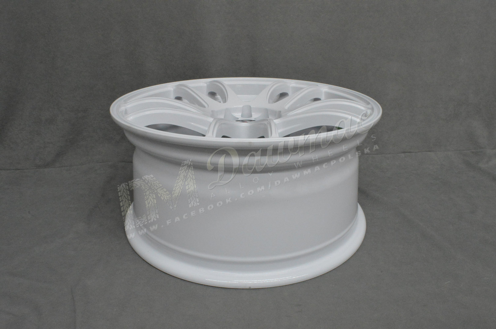 Japan Racing JR29 15" 7J ET20-ET42 + 8J ET38-ET37 BLANK White - obrazek 6