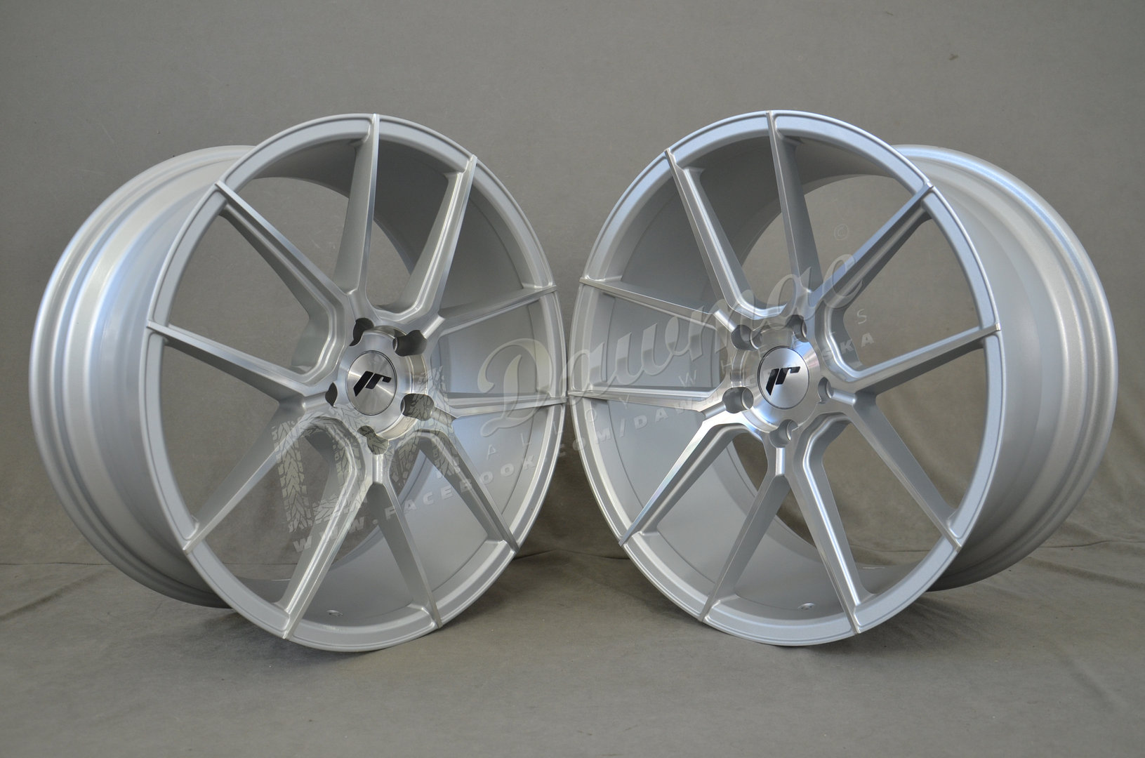 Japan Racing JR30 20" 8,5J ET35 + 10J ET48 5x120 Silver Machined Face - obrazek 3