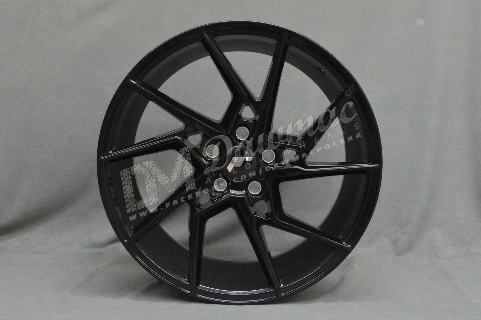 Japan Racing JR33 19" 8.5J ET45 5x112 Gloss Black - obrazek 2
