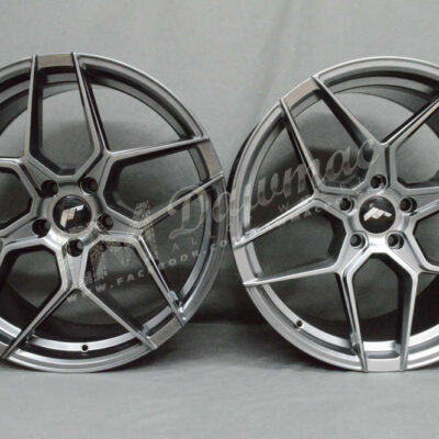 Japan Racing JR34 18" 8J ET20-ET42 + 9J ET20-ET42 BLANK Hyper Black