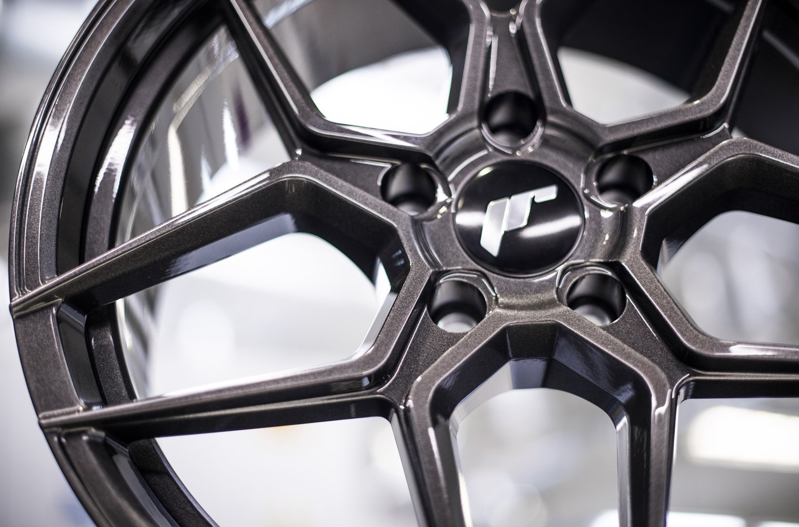 Japan Racing JR34 19" 8,5J ET20-ET40 + 9,5J ET20-ET40 BLANK Custom Finish - obrazek 4