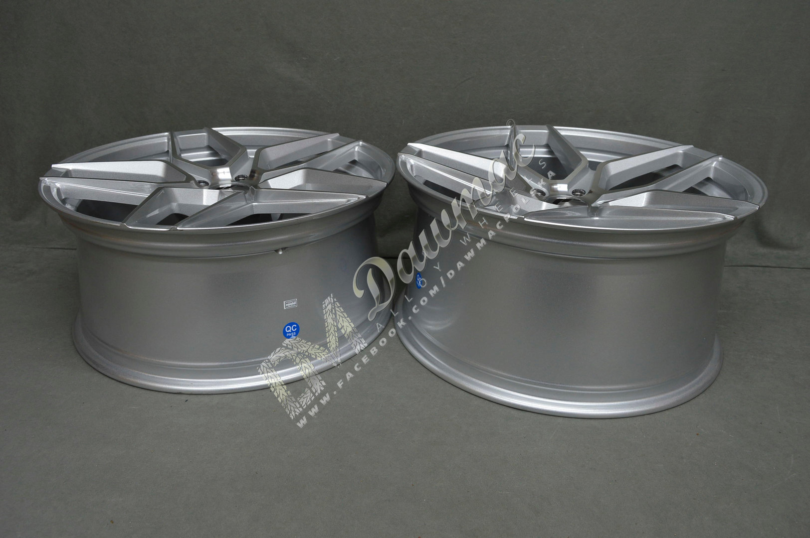 Japan Racing JR34 20" 10J ET20-ET40 BLANK Silver Machined Face - obrazek 6