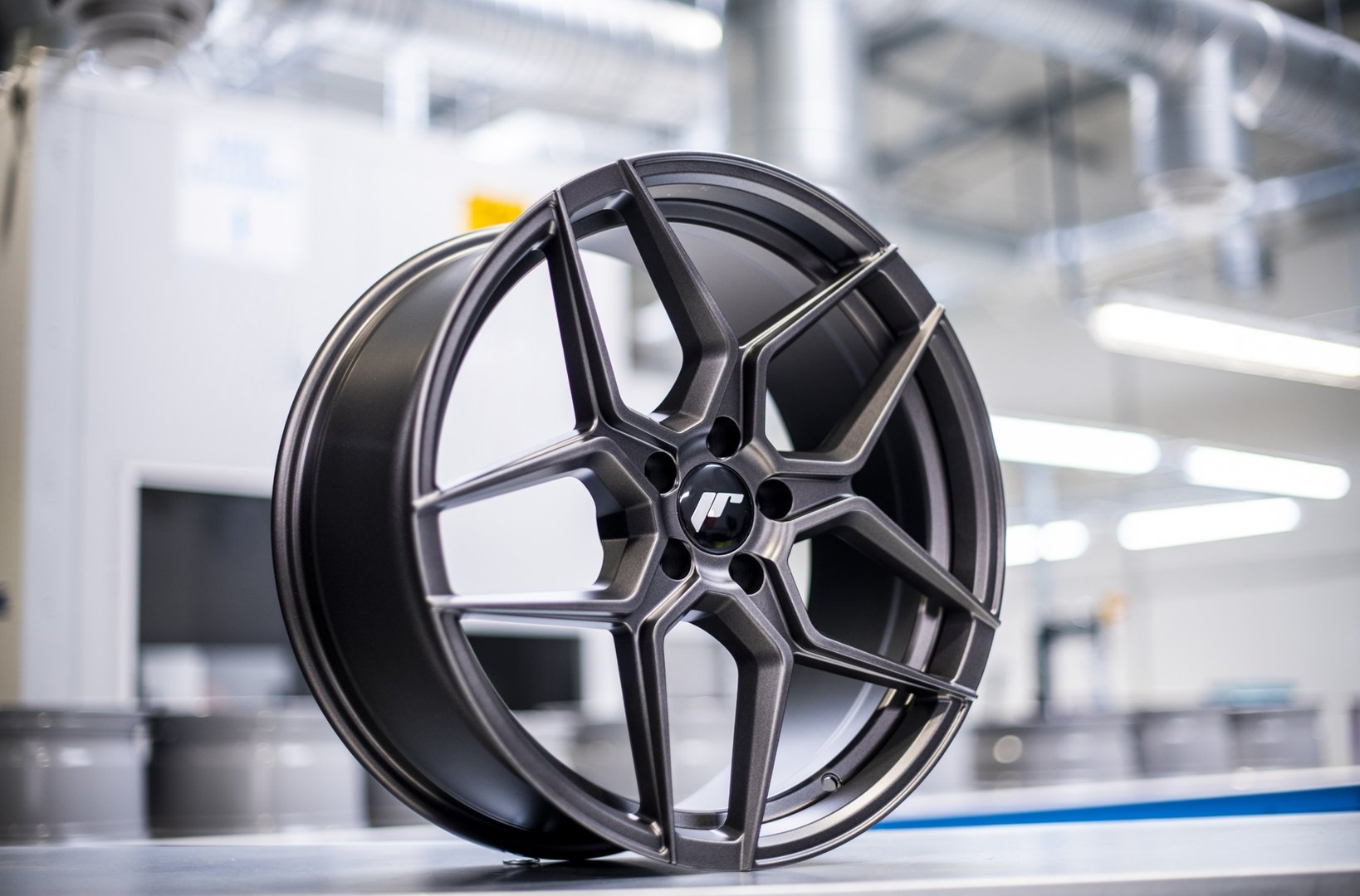 Japan Racing JR34 20" 9J ET20-ET40 + 10,5J ET20-ET35 BLANK Custom Finish - obrazek 9