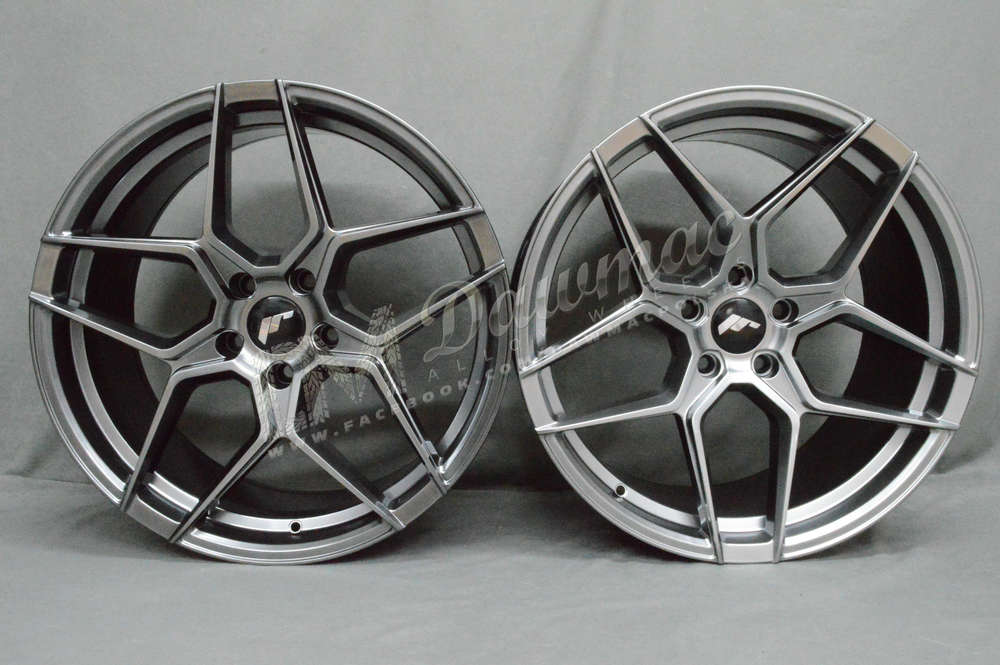 Japan Racing JR34 20" 9J ET20-ET40 + 10J ET20-ET40 BLANK Hyper Black