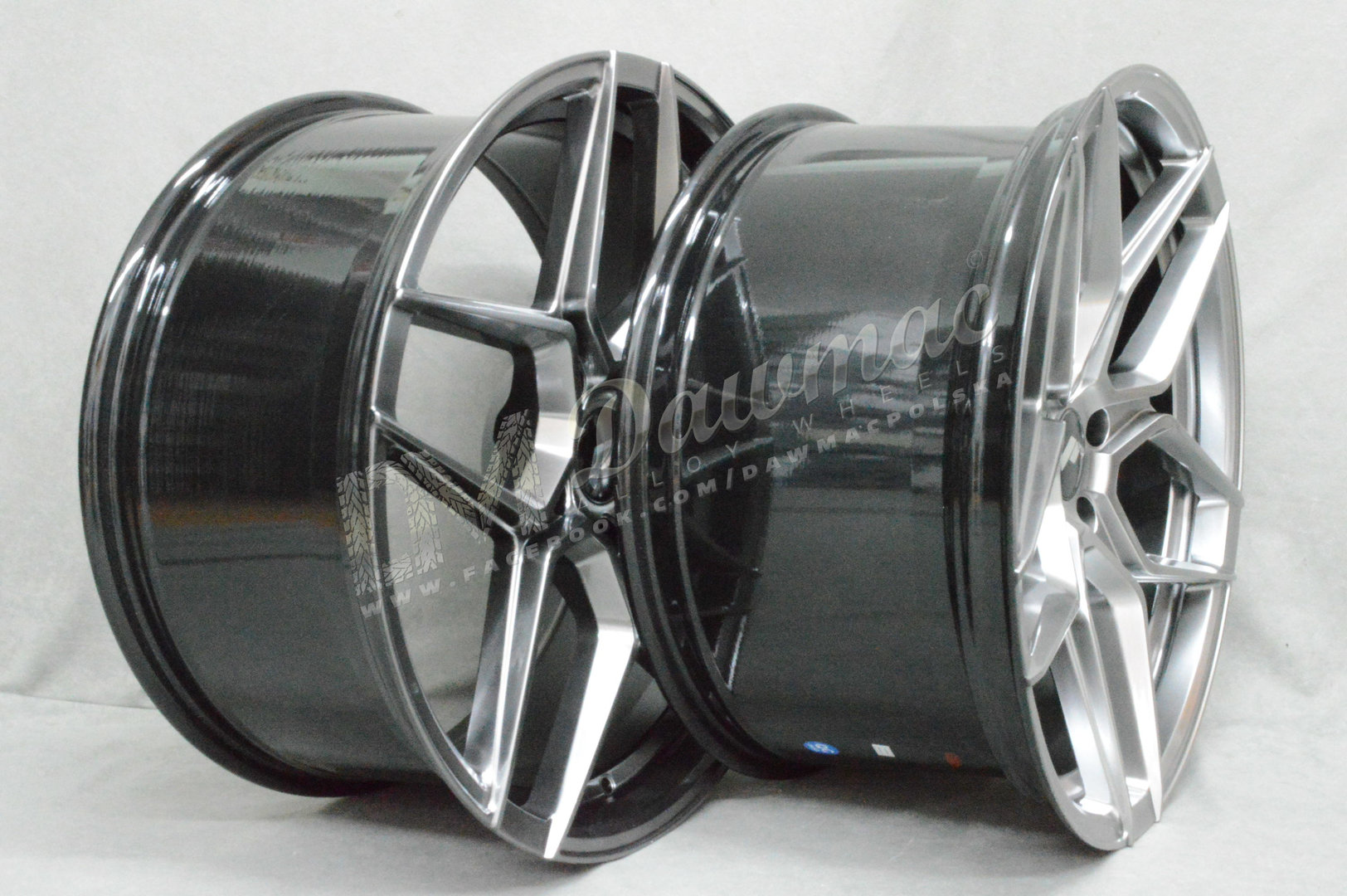 Japan Racing JR34 20" 9J ET20-ET40 + 10J ET20-ET40 BLANK Hyper Black - obrazek 4