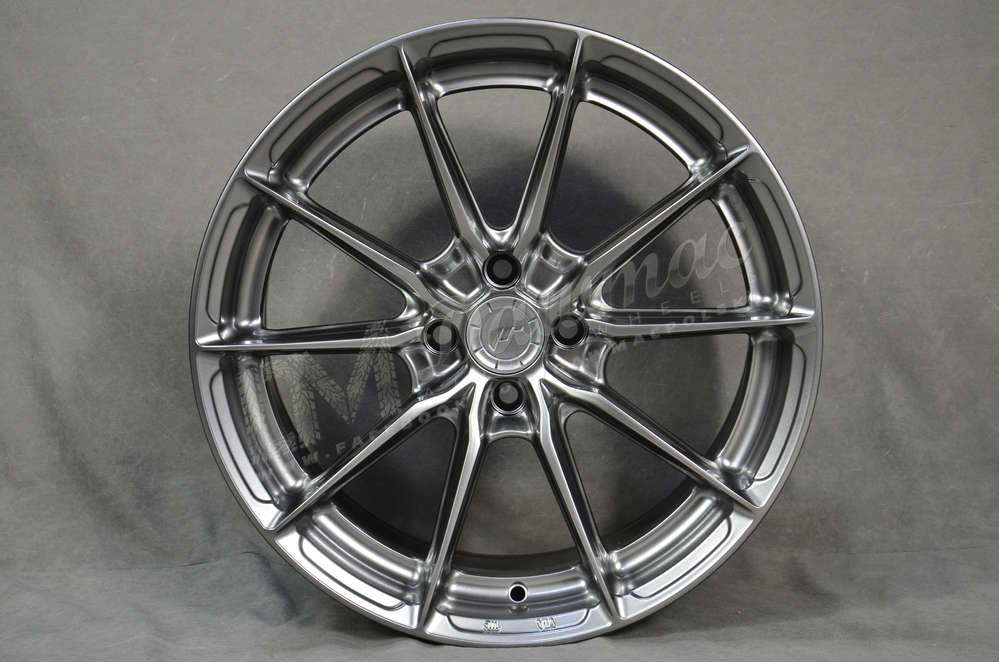 Japan Racing JR37 17" 8J ET40 5x112 Hyper Black