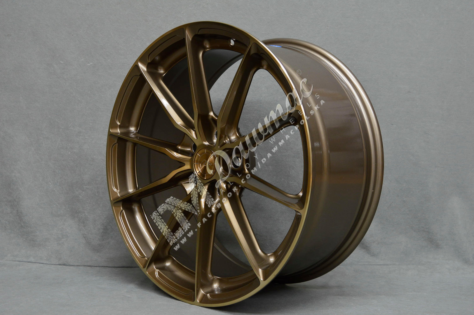 Japan Racing JR37 19" 8,5J ET20-ET45 + 9,5J ET20-ET45 BLANK Platinum Bronze - obrazek 3