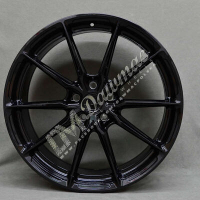 Japan Racing JR37 20" 8,5J ET20-ET45 + 10,5J ET20-ET40 BLANK Glossy Black