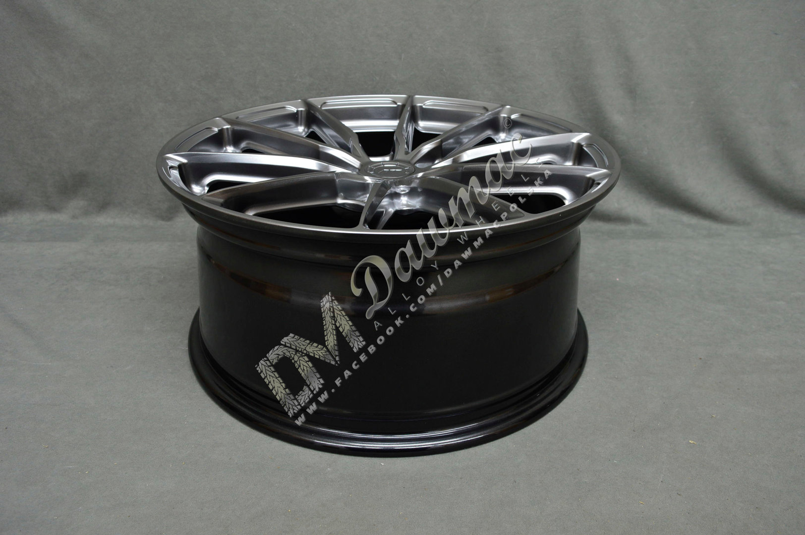 Japan Racing JR37 20" 8,5J ET20-ET45 + 10J ET20-ET45 BLANK Hyper Black - obrazek 6