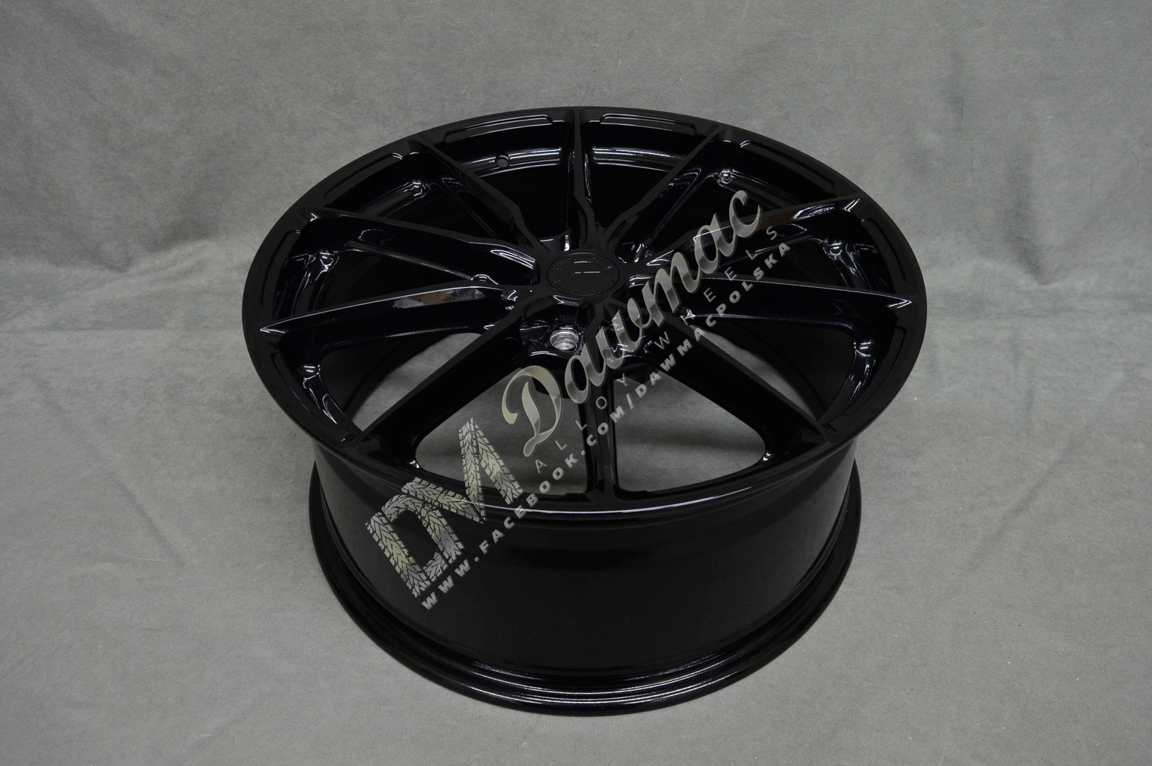 Japan Racing JR37 21" 10,5J ET10-ET46 BLANK Glossy Black - obrazek 5