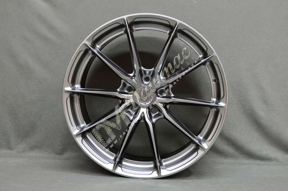 Japan Racing JR37 21" 10,5J ET10-ET46 BLANK Hyper Black