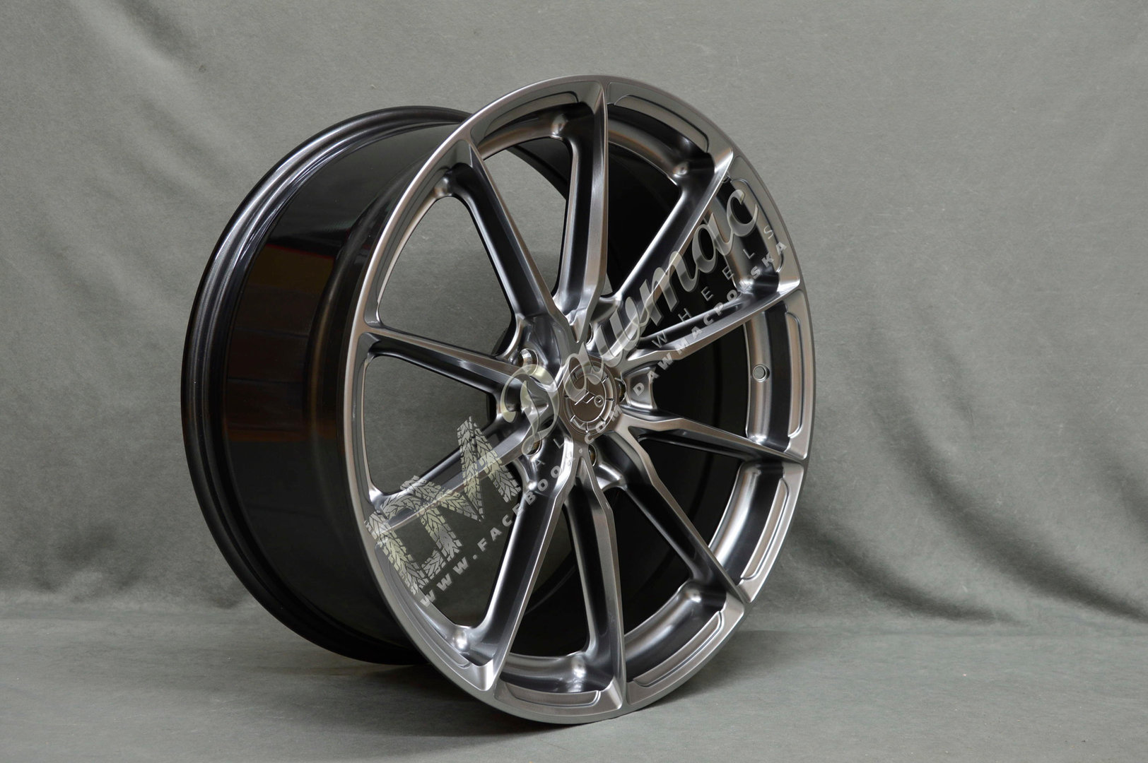 Japan Racing JR37 21" 10,5J ET10-ET46 BLANK Hyper Black - obrazek 4