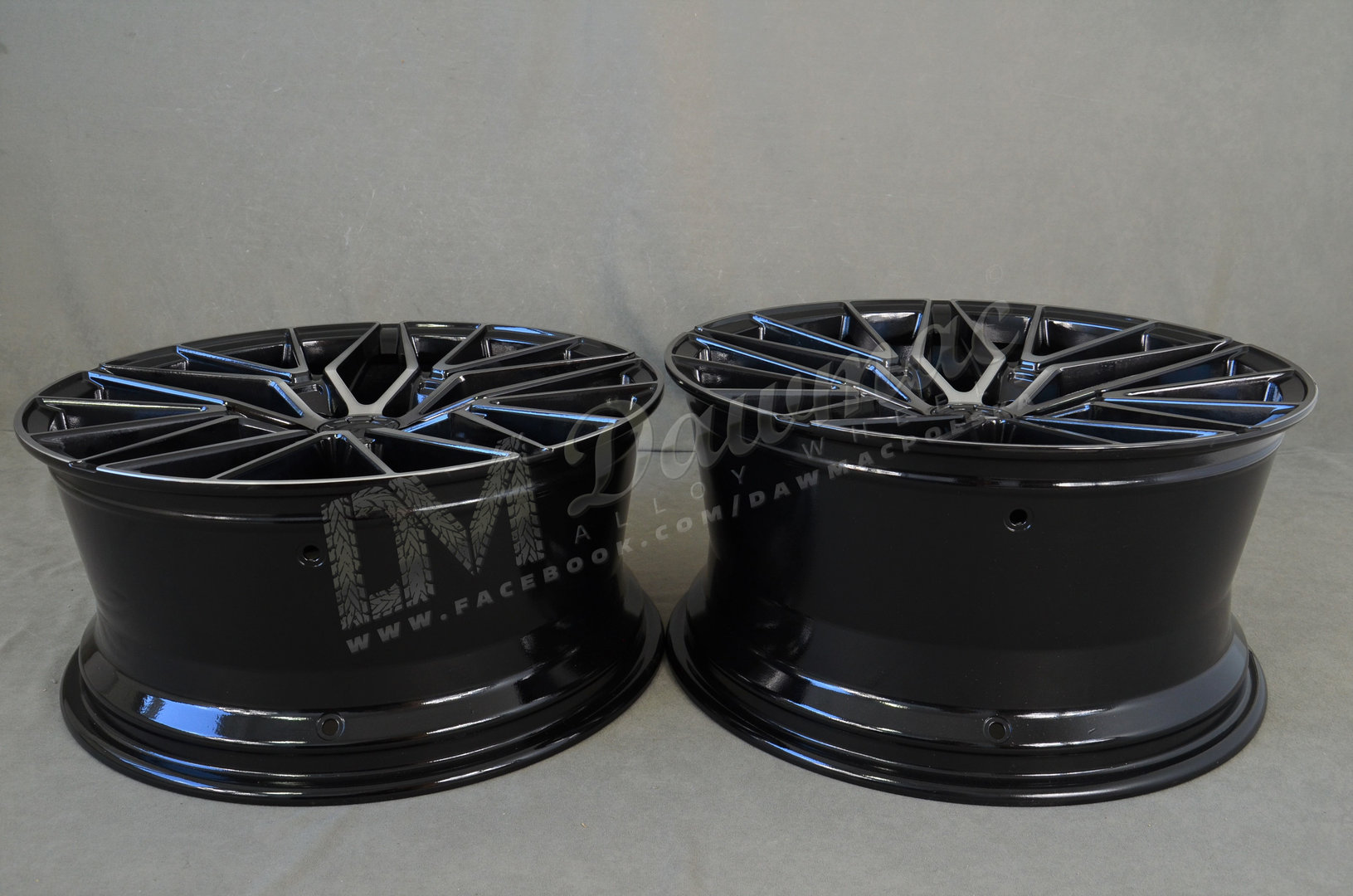 Japan Racing JR38 18" 8J ET20-42 + 9J ET20-45 BLANK Black Brushed w/Tinted Face - obrazek 7