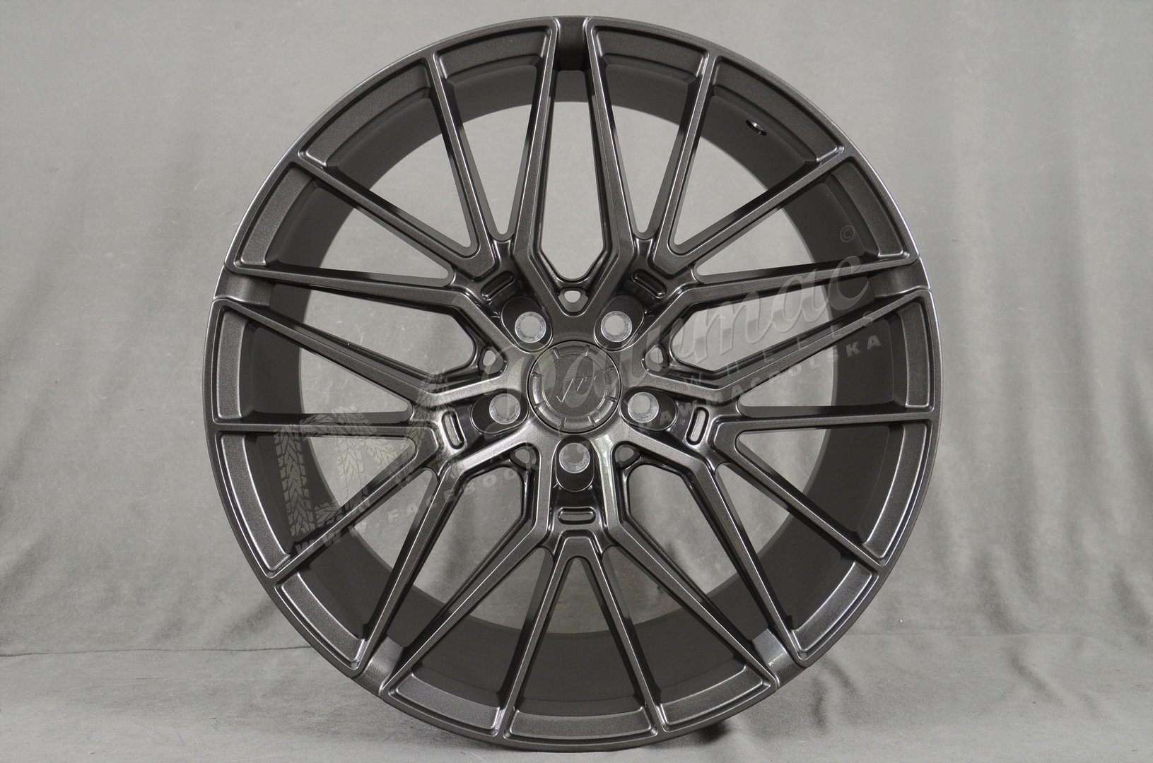 Japan Racing JR38 18" 8J ET20-42 + 9J ET20-45 BLANK Hyper Gray - obrazek 2