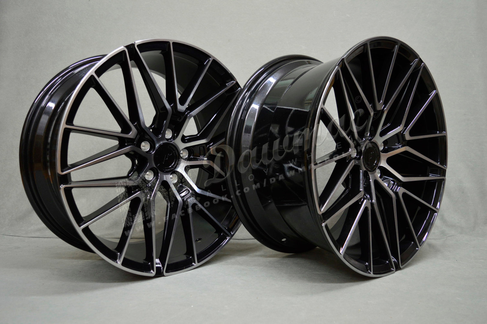 Japan Racing JR38 20" 8,5J ET20-45 + 9J ET20-45 BLANK Black Brushed w/Tinted Face - obrazek 4