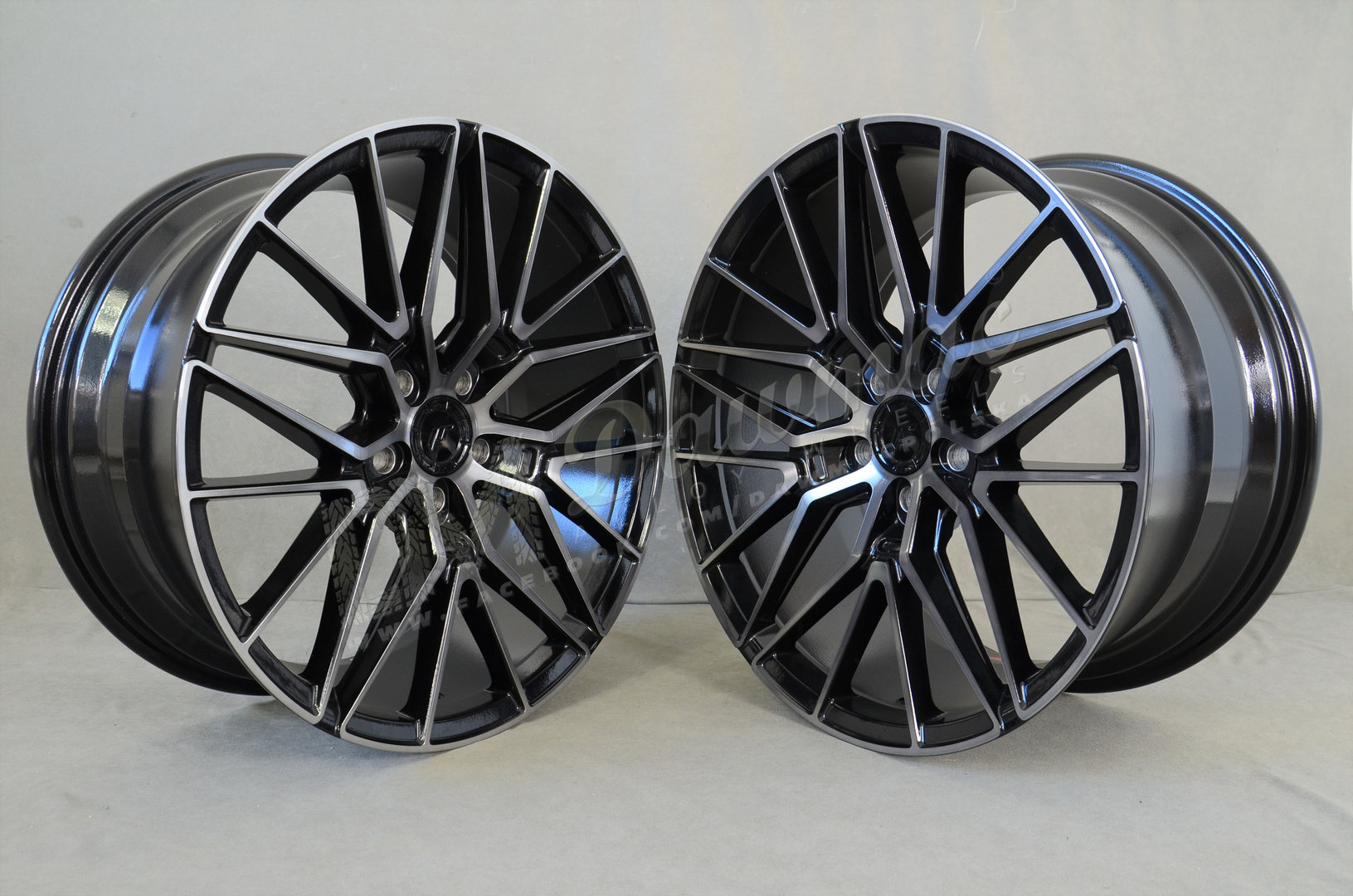 Japan Racing JR38 20" 8,5J ET20-45 + 9J ET20-45 BLANK Black Brushed w/Tinted Face - obrazek 5