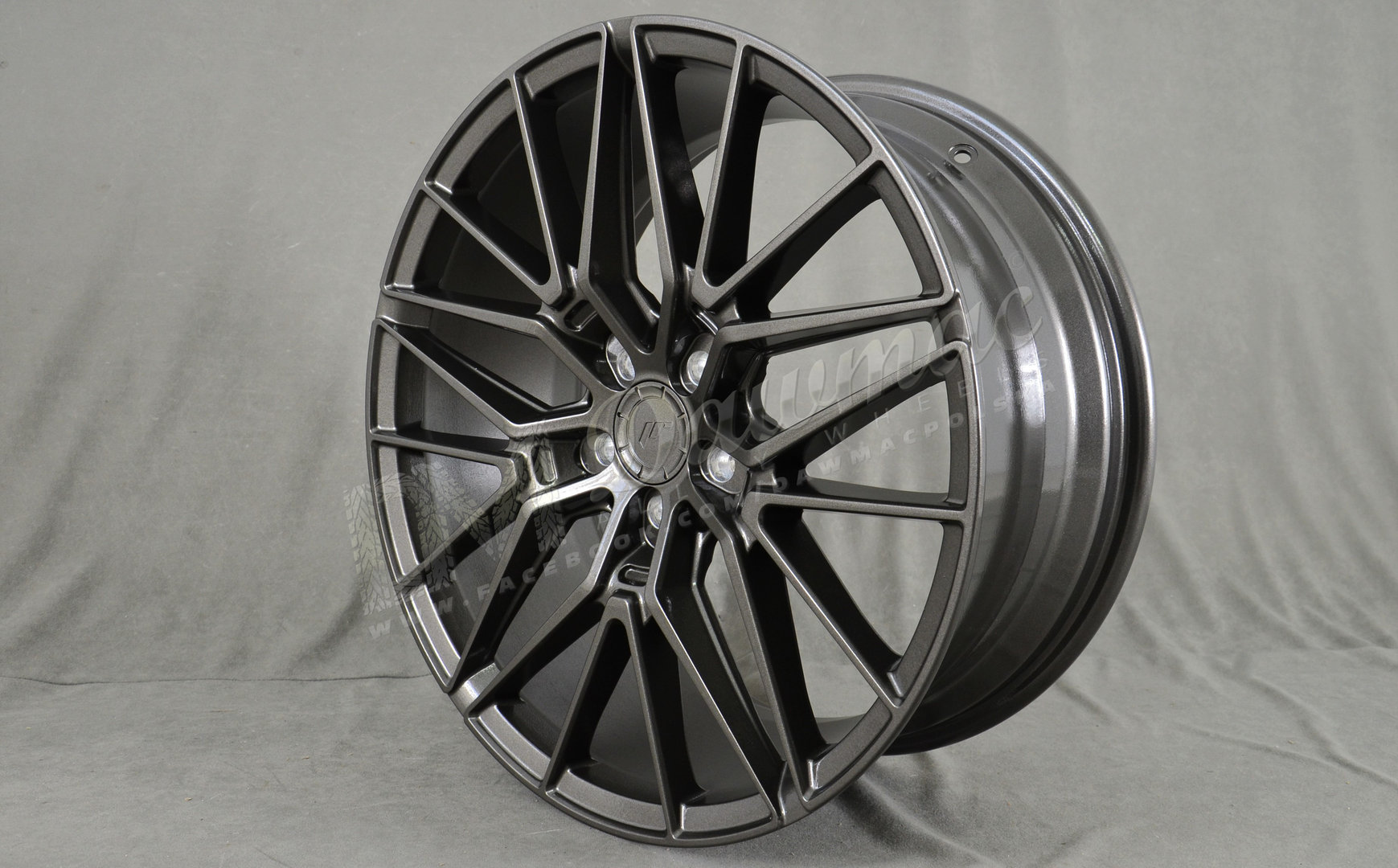 Japan Racing JR38 21" 9J ET10-ET52 BLANK Hyper Gray - obrazek 3