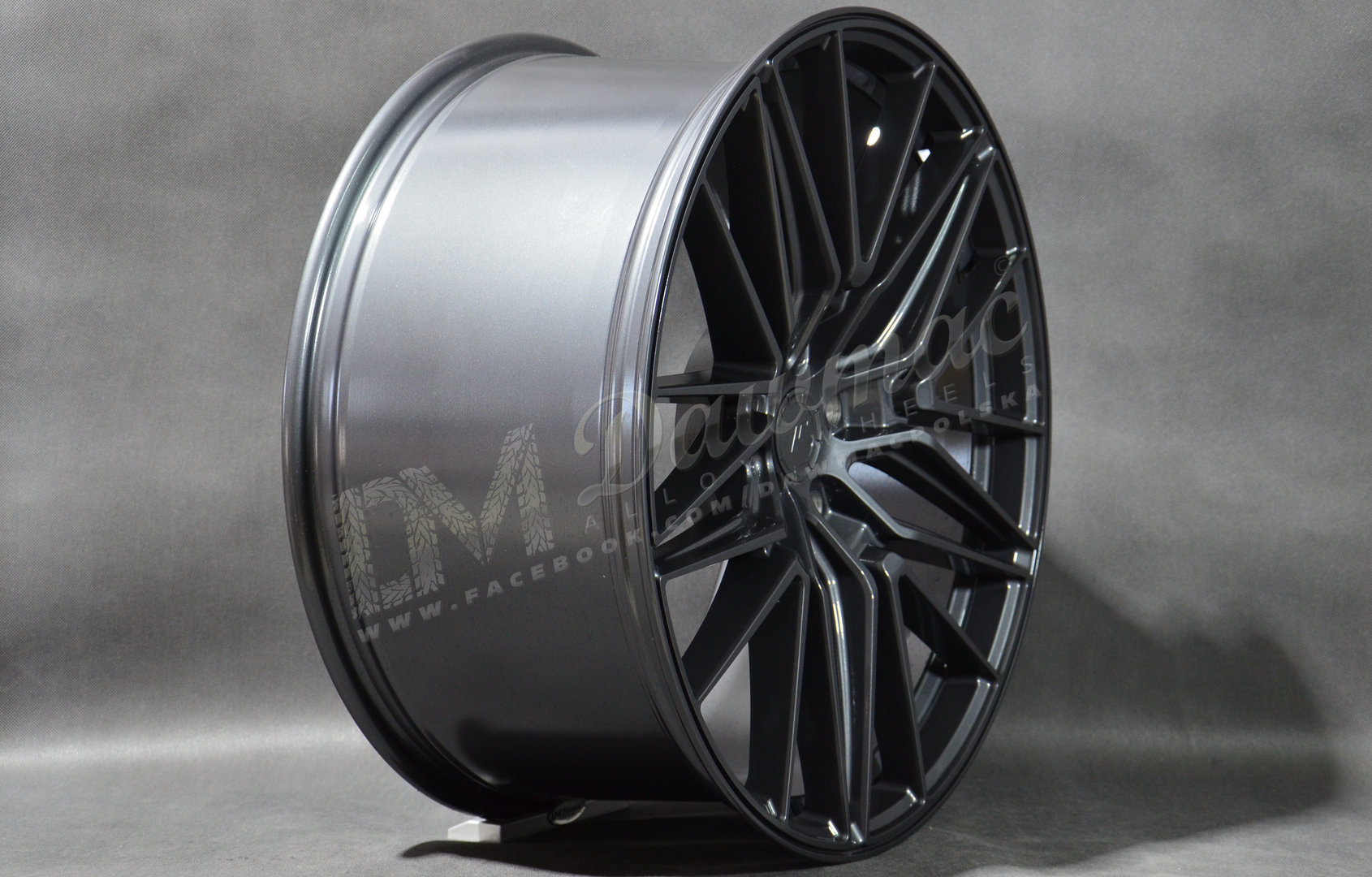 Japan Racing JR38 22" 10,5J ET10-ET46 BLANK Hyper Gray - obrazek 3