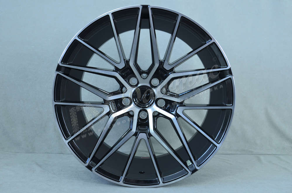 Japan Racing JR38 22" 9J ET10-ET45 BLANK Black Brushed w/ Tinted Face