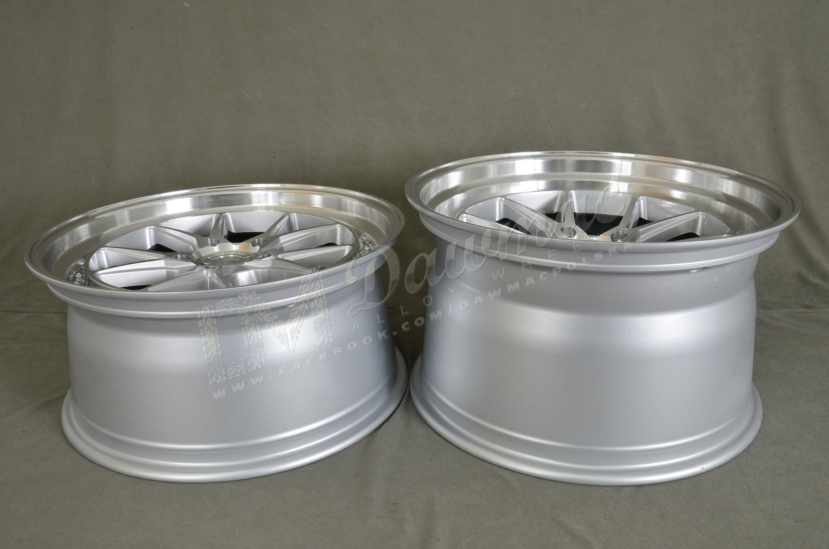 Japan Racing JR39 18" 8,5J ET15 + 10,5J ET18 5x120 Silver Machined Face - obrazek 8