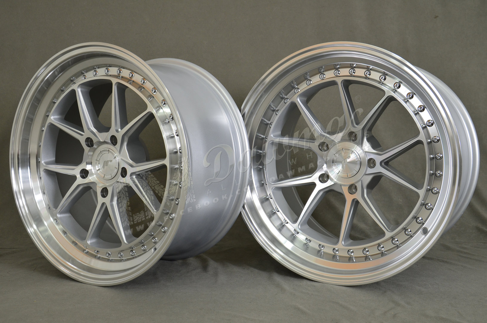 Japan Racing JR39 18" 9,5J ET15-ET35 + 10,5J ET15-ET22 BLANK Silver Machined Face - obrazek 5
