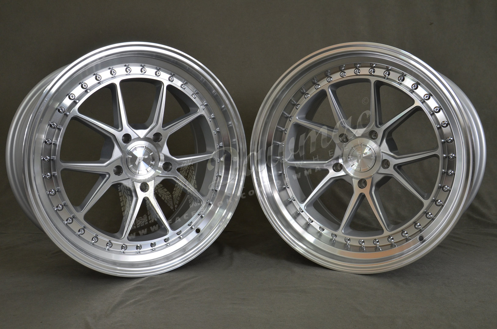 Japan Racing JR39 19" 9,5J ET15-ET35 + 11J ET0-ET25 BLANK Silver Machined Face - obrazek 3