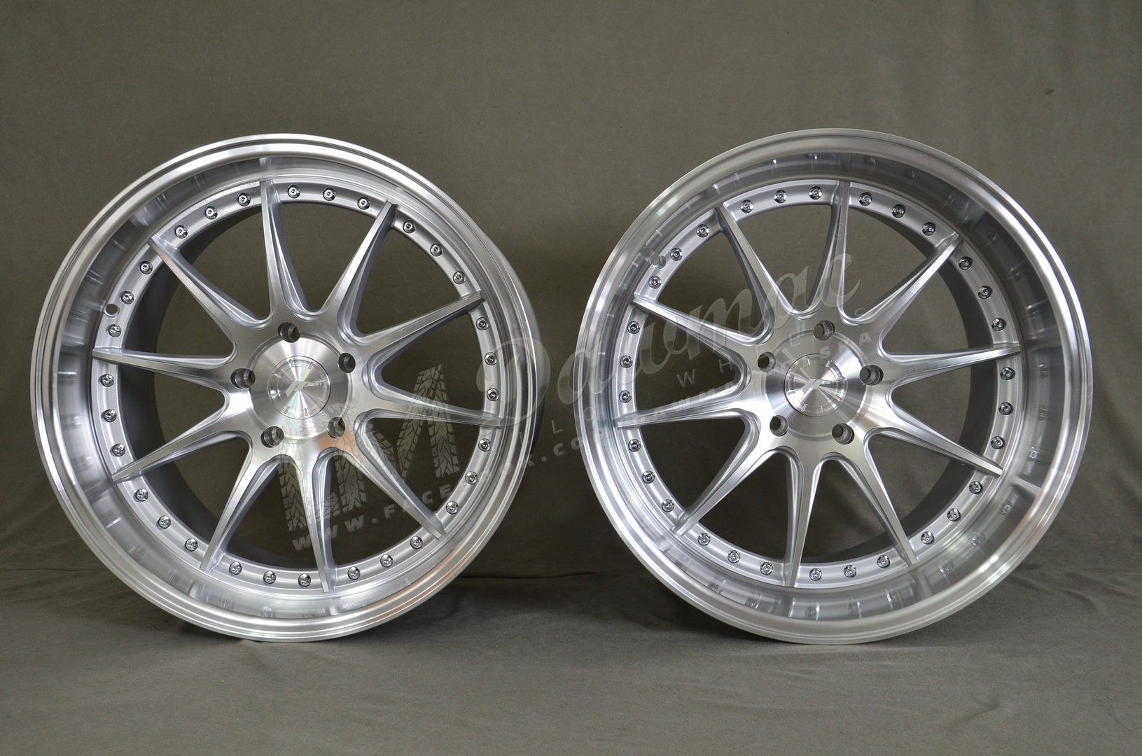 Japan Racing JR41 19" 9,5J ET12-ET22 + 11J ET22-ET25 BLANK Silver Machined Face - obrazek 2