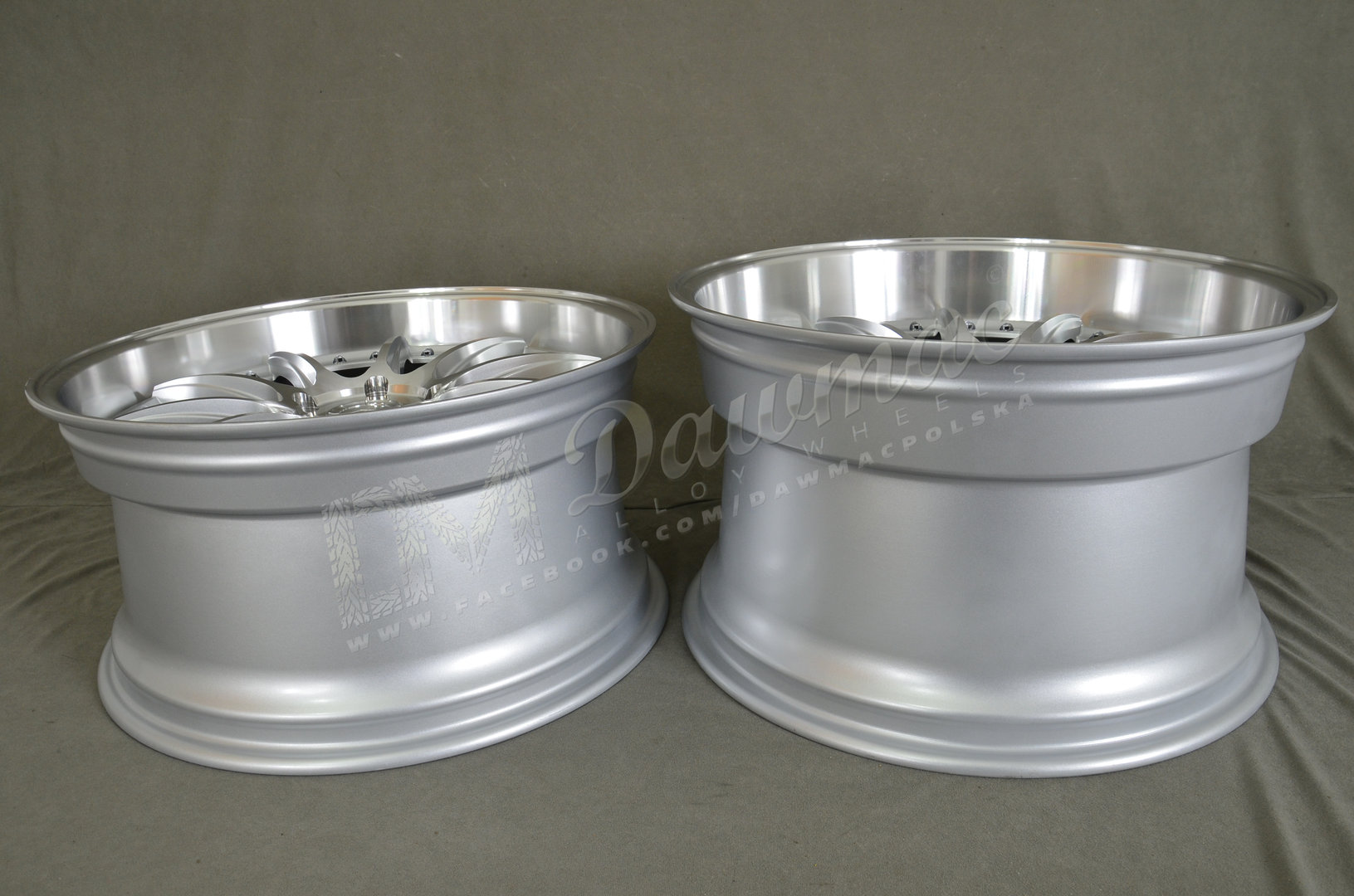 Japan Racing JR41 19" 9,5J ET12-ET22 + 11J ET22-ET25 BLANK Silver Machined Face - obrazek 8