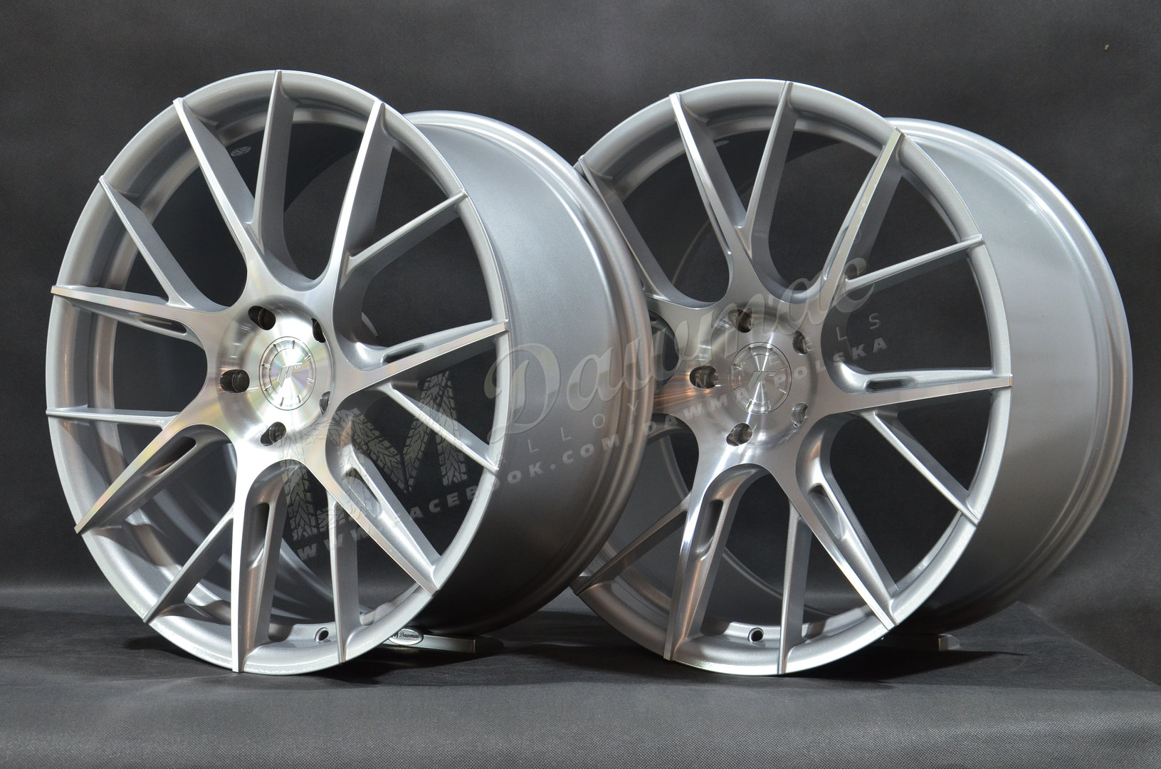 Japan Racing JR42 20" 10J ET20-ET42 BLANK Silver Machined Face - obrazek 5