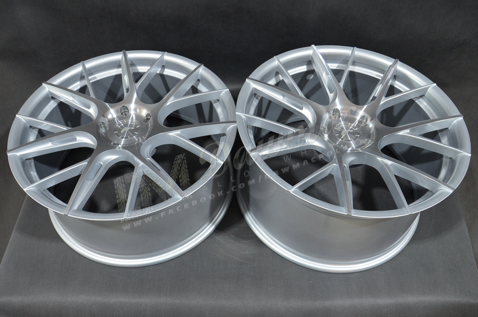 Japan Racing JR42 20" 8,5J ET20-ET45 + 11J ET20-ET35 BLANK Silver Machined Face - obrazek 6