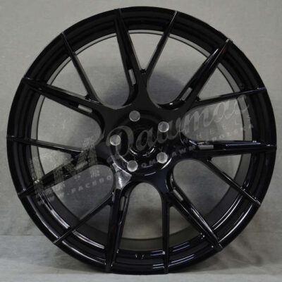 Japan Racing JR42 22" 10,5J ET20-ET40 BLANK Gloss Black