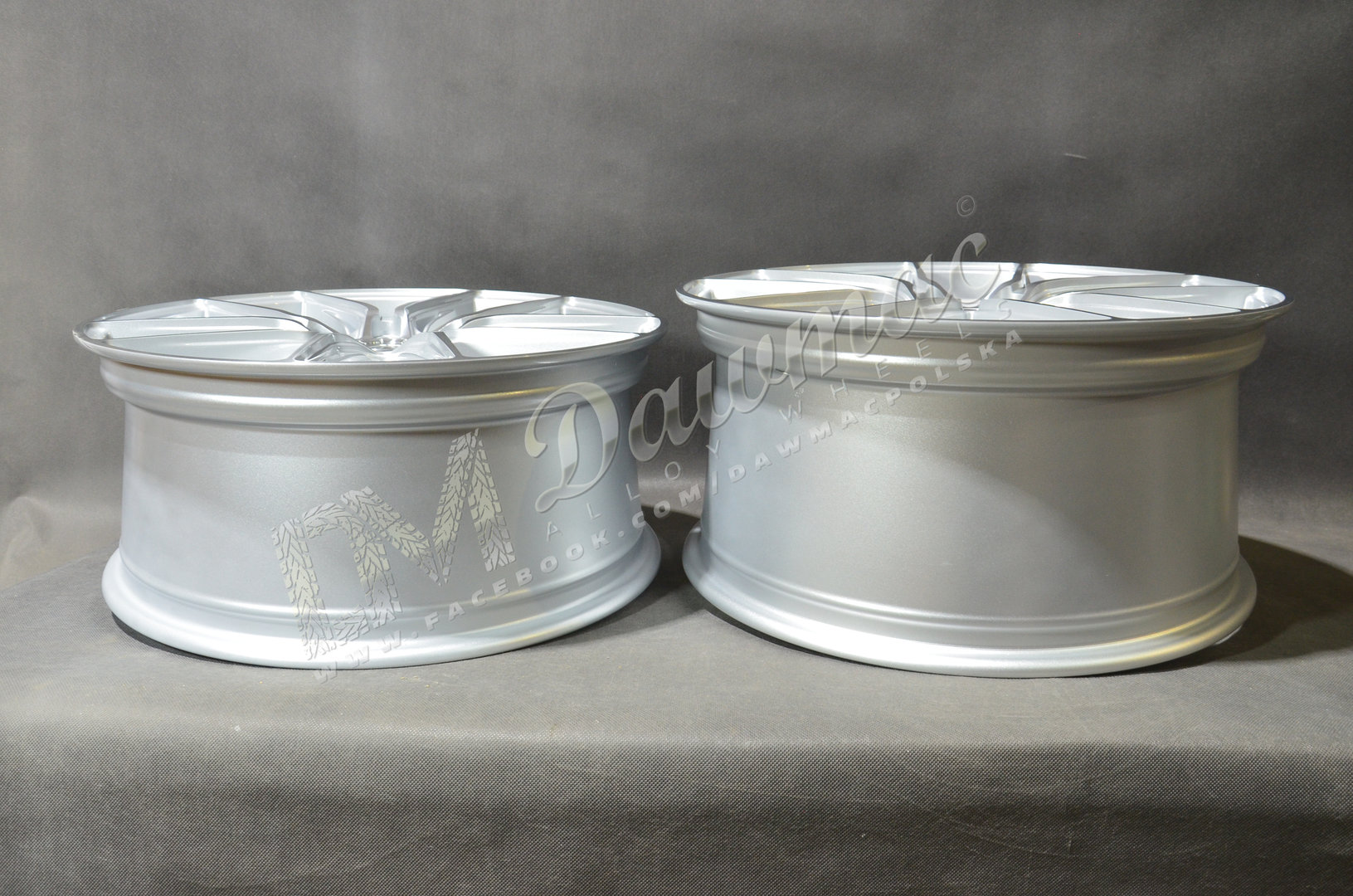 Japan Racing JR44 20" 9J ET20-ET51 + 10J ET15-ET35 BLANK Silver w/ Machined Face - obrazek 7