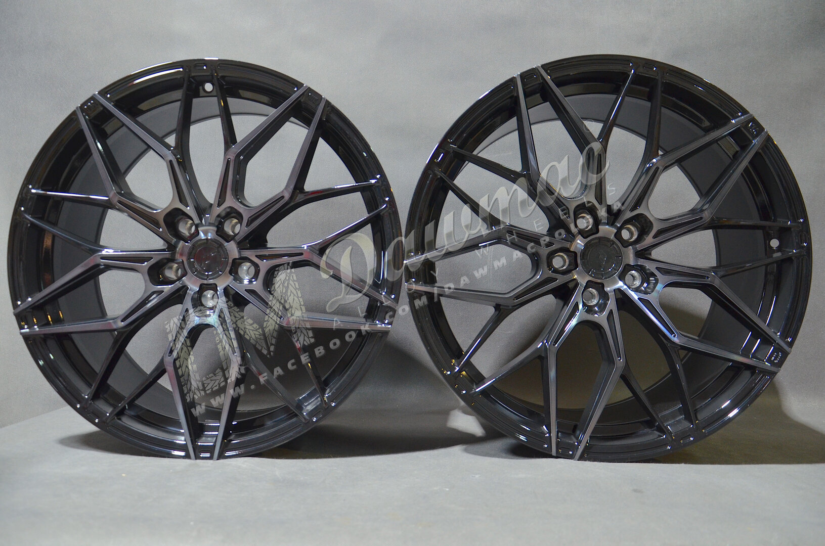 Japan Racing JR46 19" 8J ET20-ET40 + 9J ET20-40 BLANK Black Machined w/Tinted Face - obrazek 2